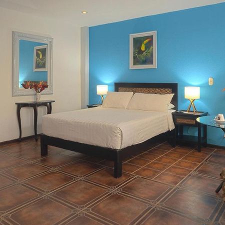 Blue Mirador Hotel Manuel Antonio Bagian luar foto